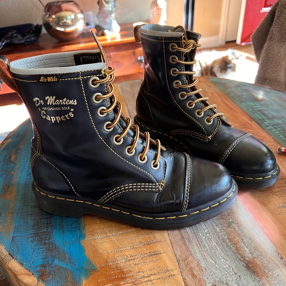 🥾 Vintage Dr. Martens Black Cappers | Sz 7M | 9W | 41EU